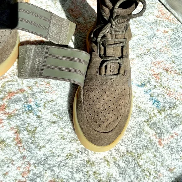 adidas gazelle silver green womens adidas Yeezy Boost 750 Light Brown Gum (Chocolate)  Story Cape Town